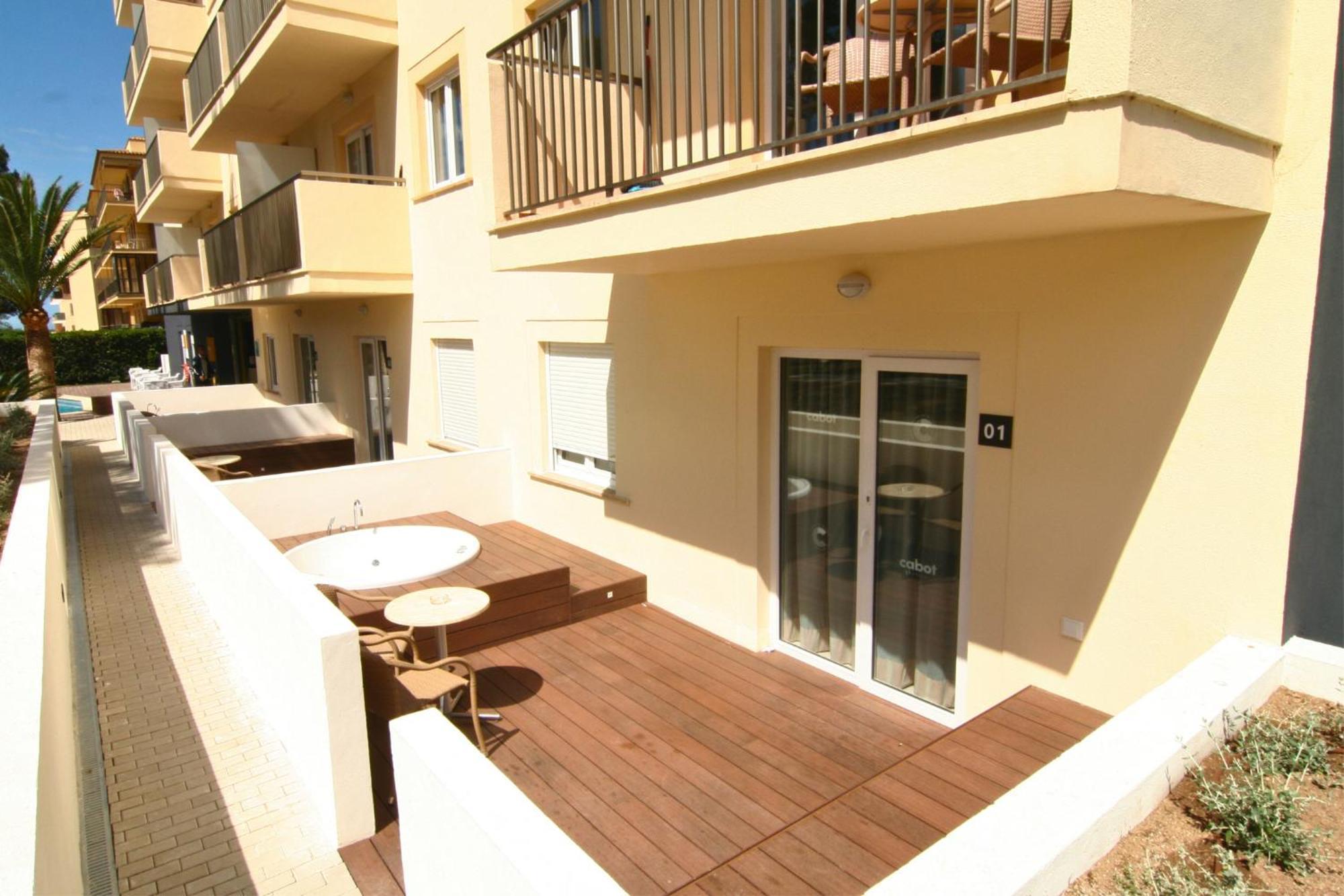 Cabot Tres Torres Apartamentos プラヤ・デ・パルマ エクステリア 写真