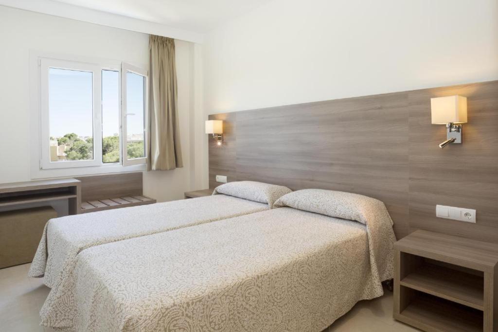 Cabot Tres Torres Apartamentos プラヤ・デ・パルマ エクステリア 写真